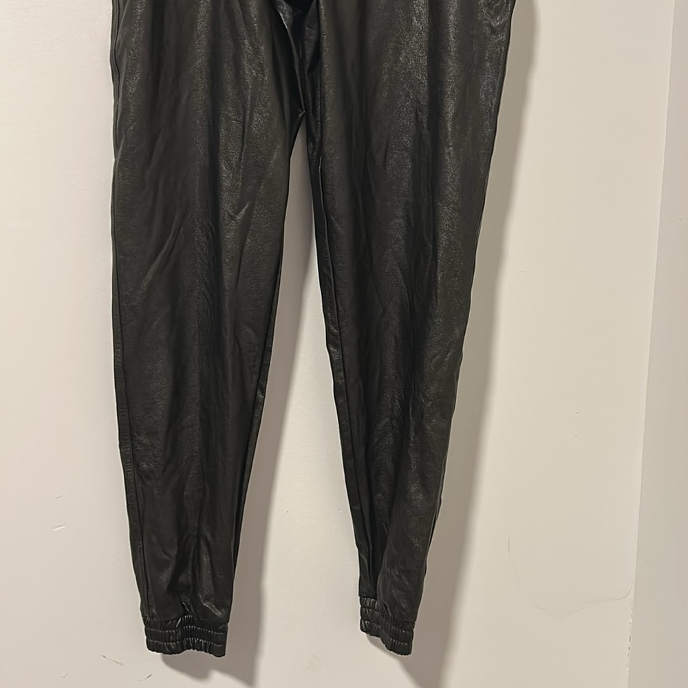NWT Spanx Leather Like Jogger Color Noir Size Small - Picture 2 of 6